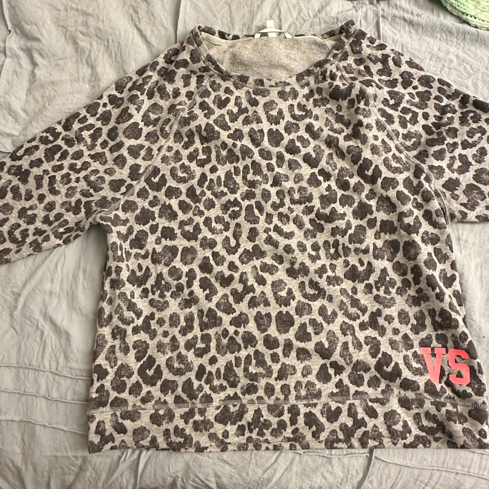Victoria Secret leopard gray sweatshirt 3/4 sleeve